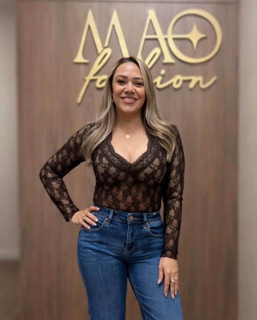 Black lace V Top